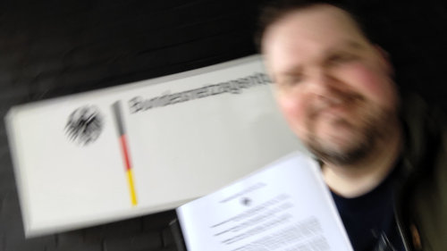 me in front of the BNetzA; click for a larger version (71&nbsp;kB).