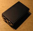 MIDI-USB-Box, Seite mit MIDI-Buchsen und noch ohne Schrauben