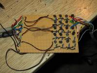 VGA-Multiplexer-Platine, halb fertig, von oben