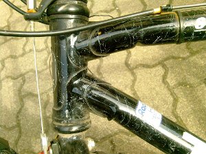 gestauchter Rahmen; click for a larger version  (277 kB).